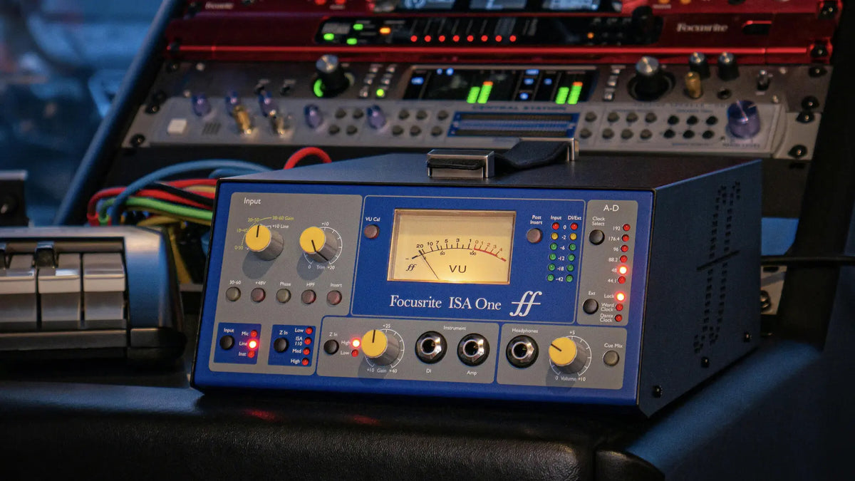 Preamplificador ISA One de Focusrite en un estudio de grabación